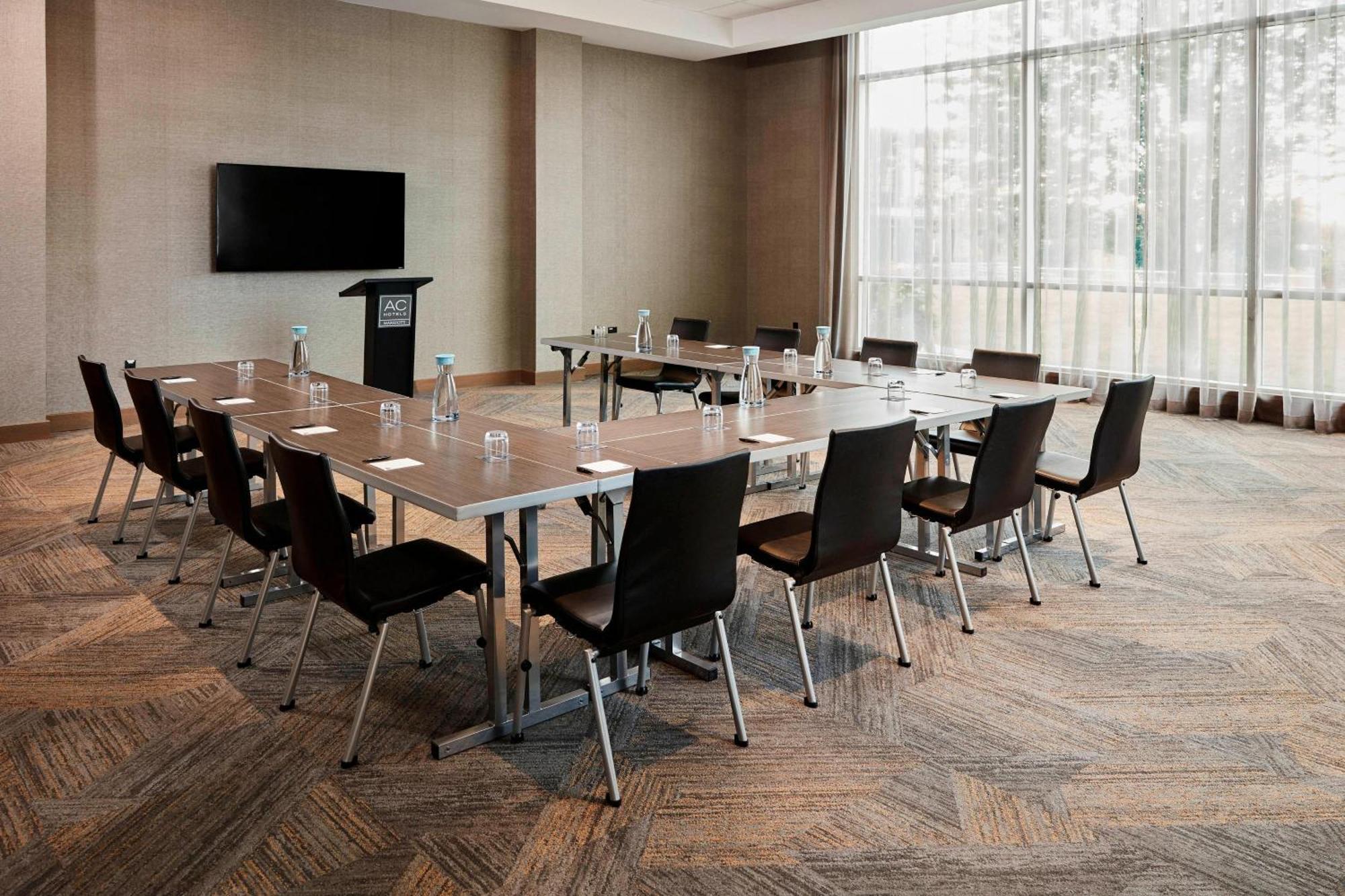 Ac Hotel By Marriott Cincinnati At The Banks Zewnętrze zdjęcie