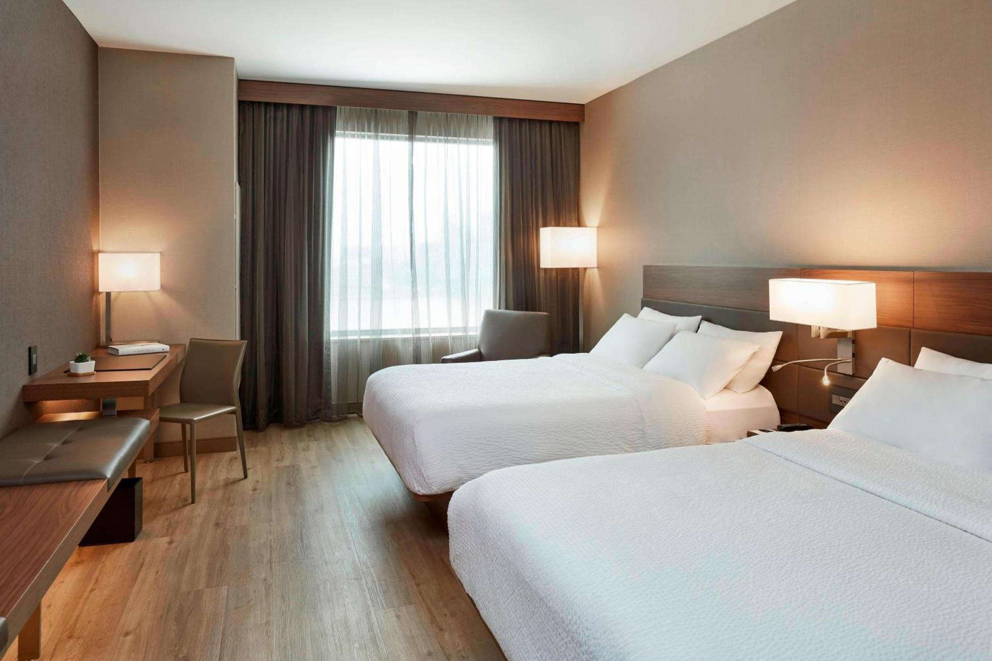 Ac Hotel By Marriott Cincinnati At The Banks Zewnętrze zdjęcie