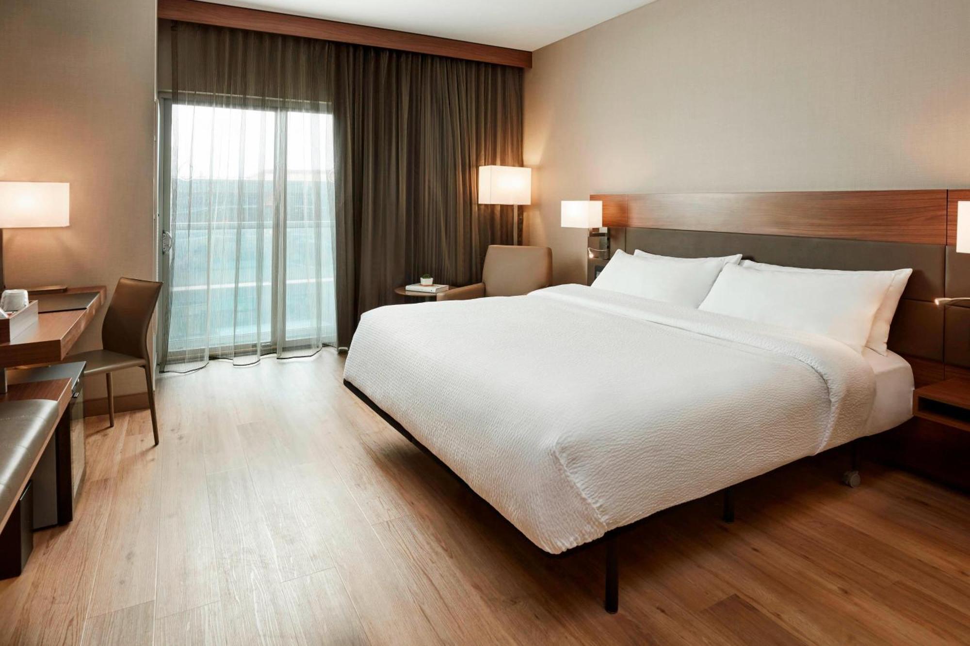 Ac Hotel By Marriott Cincinnati At The Banks Zewnętrze zdjęcie